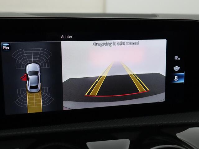 Mercedes-Benz A-KLASSE 200 Premium SFEERVERLICHTING WIDE-SCREEN CAMERA LEER