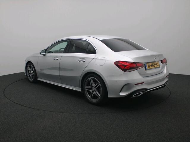 Mercedes-Benz A-KLASSE 180 Sedan Business Solution AMG | AMG Line | Ledkoplampen | Stoelverwarming | Achteruitrijcamera | Apple CarPlay | Inclusief 24 maanden Mercedes-Benz Certified garantie voor Europa.