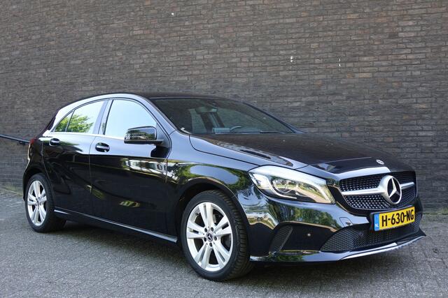 Mercedes-Benz A-KLASSE 180 Business Solution AUTOMAAT, navigatie, zwart, prachtige auto