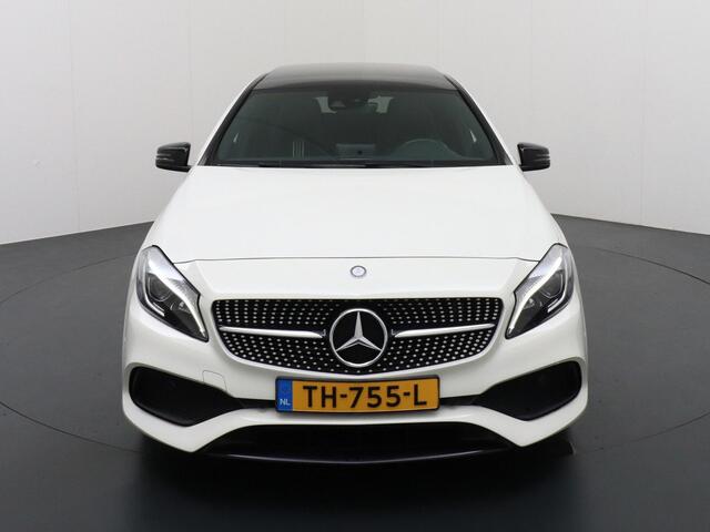 Mercedes-Benz A-KLASSE 180 Business Solution AMG