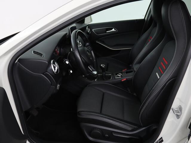 Mercedes-Benz A-KLASSE 160 Ambition | Cruise Control | Navigatie | Parkeersensor voor en achter | LMV | Airco