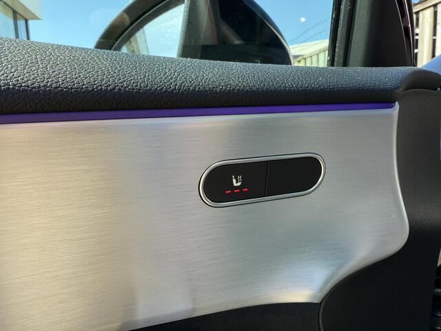 Mercedes-Benz A-KLASSE 250 e Premium 19"/Dodehoek/Camera/Sfeerverlichting/Stoelverwarming/Apple Carplay& Android Auto