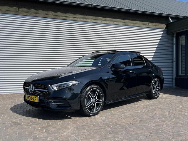 Mercedes-Benz A-KLASSE 250 e Business Solution AMG Limited night pakket panoramadak vol vol