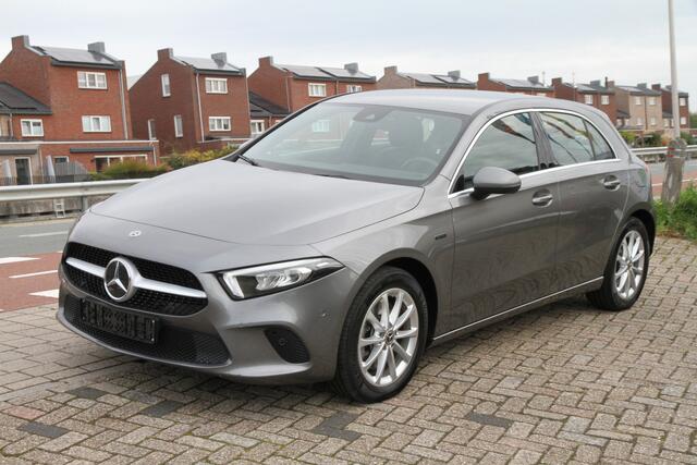 Mercedes-Benz A-KLASSE 250 e Widescreen Incl 12 Mnd BOVAG Garantie