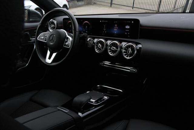 Mercedes-Benz A-KLASSE 250 e Widescreen Incl 12 Mnd BOVAG Garantie