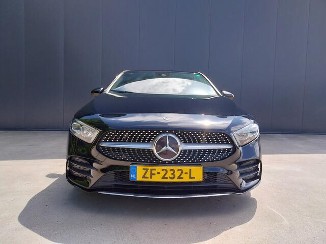 Mercedes-Benz A-KLASSE 200 AUTOMAAT AMG VIRTUAL COCKPIT CAMERA PARK ASSIST ALCANTARA LED NAVI CRUISE ECC 18 INCH