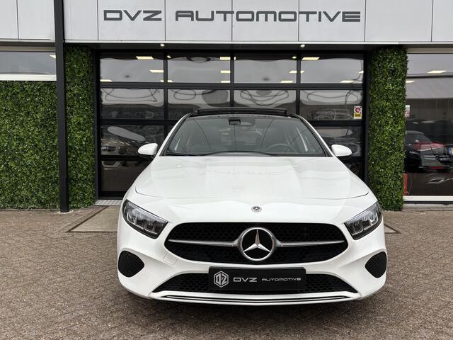 Mercedes-Benz A-KLASSE 180 Luxury Line | Pano | Sfeer | Facelift | BTW