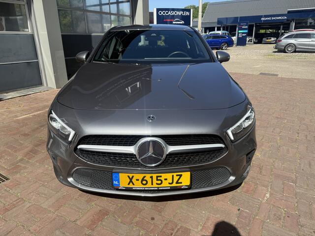Mercedes-Benz A-KLASSE 200 Premium Plus Bj 2019 KM 32.000 164PK 1e eigenaar !!