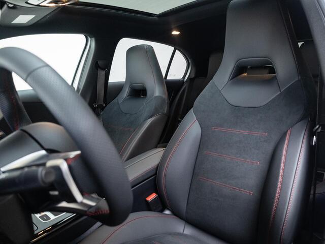 Mercedes-Benz A-KLASSE Hatchback 180 Star Edition AMG Line Premium PLUS | Panorama dak