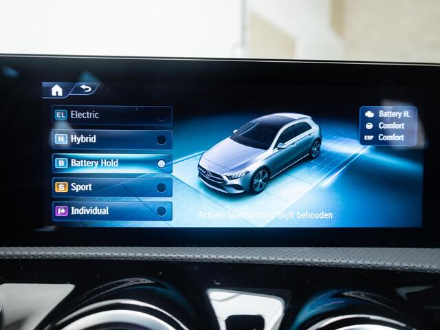 Mercedes-Benz A-KLASSE Limousine 250 e Star Edition Limited Premium PLUS | Panorama dak