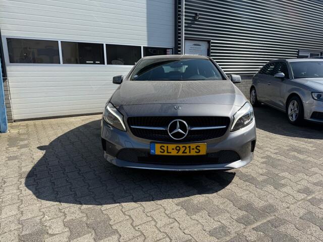 Mercedes-Benz A-KLASSE 180 BUSINESS 45.000KM!! NAP