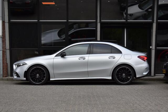 Mercedes-Benz A-KLASSE 250 4MATIC AMG Pano 360 Lane ACC BM Ambiance