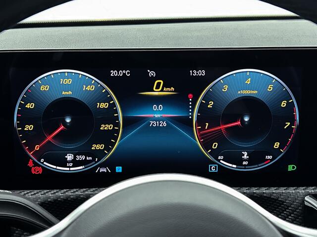 Mercedes-Benz A-KLASSE 160 Business Solution Lichtmetalen velgen | wide screen | Navigatie | Parking support met camera achter | Inclusief 24 maanden Mercedes-Benz Certified garantie voor Europa.