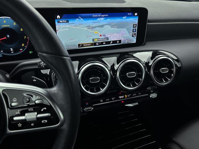 Mercedes-Benz A-KLASSE 180 Advantage Lichtmetalen velgen | wide screen | navigatie | parking support met Camera achter | Inclusief 24 maanden Mercedes-Benz Certified garantie voor Europa.