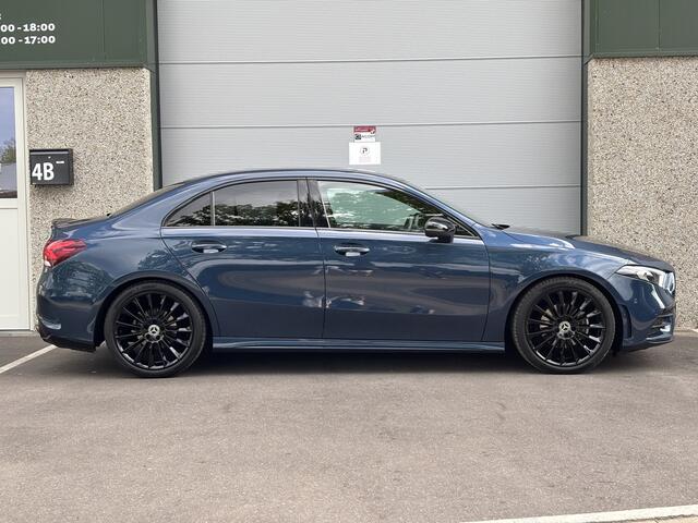 Mercedes-Benz A-KLASSE Business AMG WideScr A35 Automaat Nap Sfeerverl