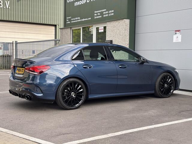 Mercedes-Benz A-KLASSE Business AMG WideScr A35 Automaat Nap Sfeerverl