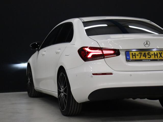 Mercedes-Benz A-KLASSE 200 Business Solution [APPLE CARPLAY, ANDROID, SPORTSTOELEN, CAMERA, CRUISE CONTROL, CLIMATE CONTROL, 18" LM VELG, NIEUWSTAAT]