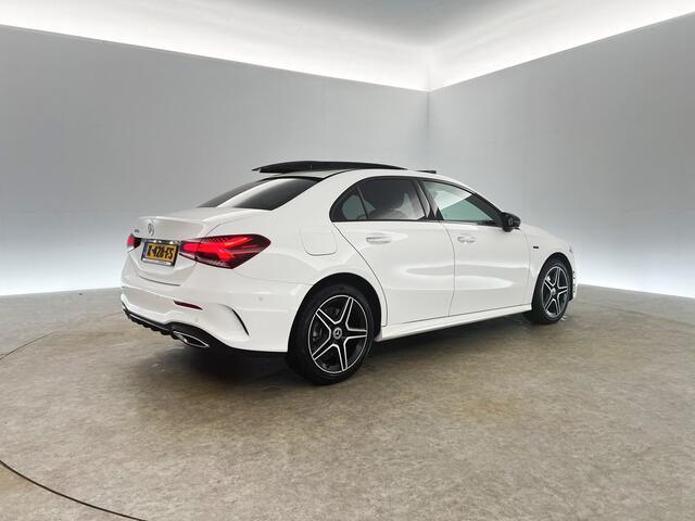Mercedes-Benz A-KLASSE 250 e AMG Limited 235PK Hybride Pano Sfeer LED Virtual Camera Cruise Clima Navi Memory-Seat PDC 18"LMV