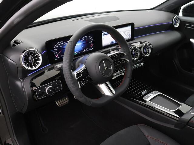 Mercedes-Benz A-KLASSE 250 e Limousine Business Solution AMG Panoramadak | Night-pakket | 19" Velgen