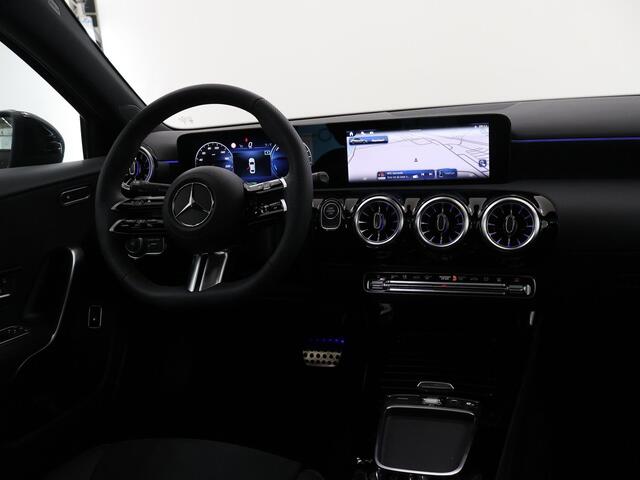Mercedes-Benz A-KLASSE 250 e Limousine Business Solution AMG Panoramadak | Night-pakket | 19" Velgen
