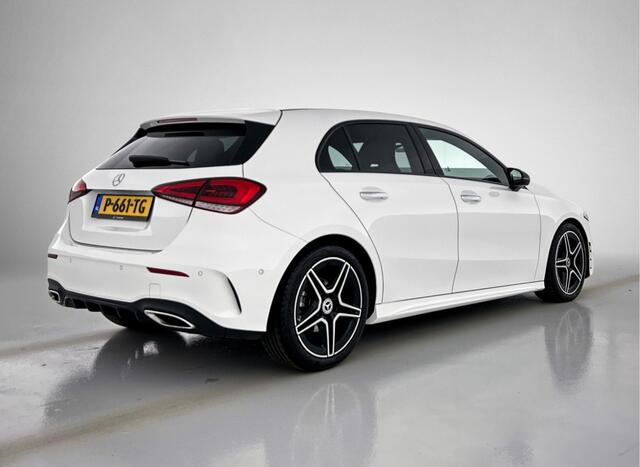 Mercedes-Benz A-KLASSE 180 Premium Plus Panoramadak | elct. bedienbare voor stoelen met memory | Navigatie | Parking support met camera achter | Inclusief 24 maanden MB Certified garantie voor Europa