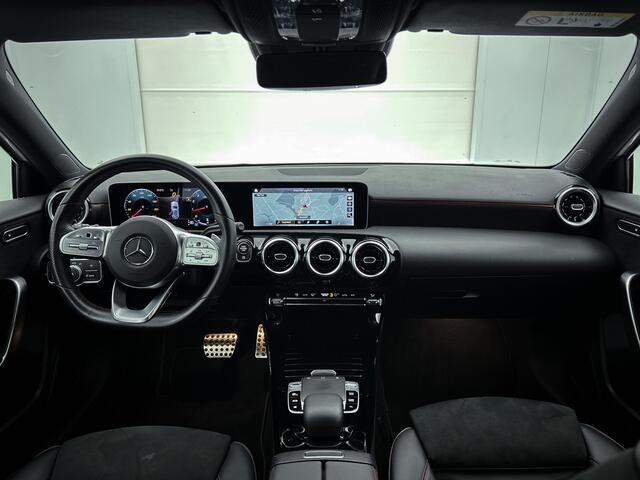 Mercedes-Benz A-KLASSE 180 Business Solution AMG | 1e Eigenaar |