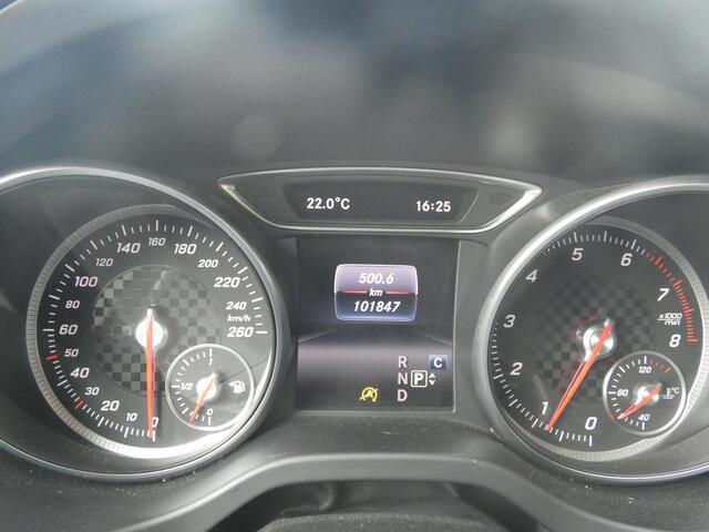 Mercedes-Benz A-KLASSE 180 AMG Night Edition Plus | TREKHAAK | NAVIGATIE | ACHTERUITRIJCAMERA |