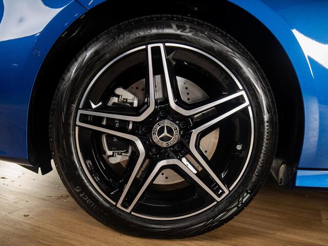 Mercedes-Benz A-KLASSE Hatchback 250 e Star Edition AMG Line | Panorama dak
