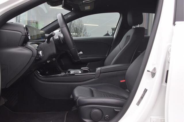 Mercedes-Benz A-KLASSE 200 Business Solution LED | Keyless | Digitaal dashboard | Stoelverwarming | LMV