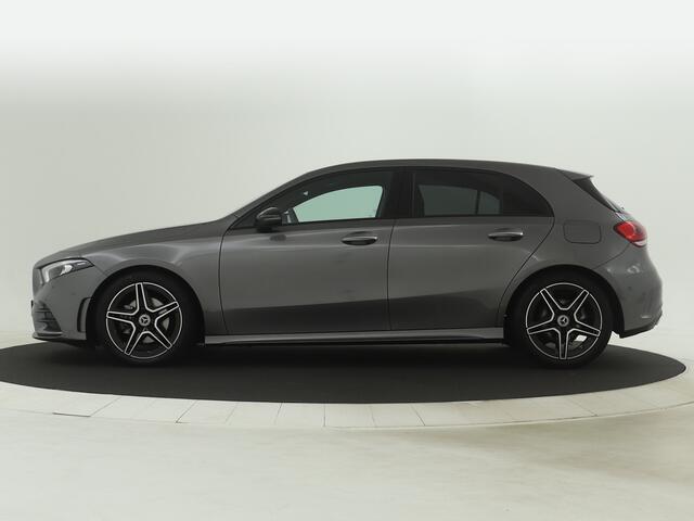 Mercedes-Benz A-KLASSE 180 AMG Line | Nightpakket | Sfeerverlichting | Stoelverwarming | inclusief 24 maanden MB Certified garantie voor europa