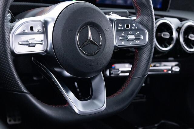 Mercedes-Benz A-KLASSE 180 Business Solution AMG Automaat *HEMELVAART OPEN v.a 11u tot 17u*