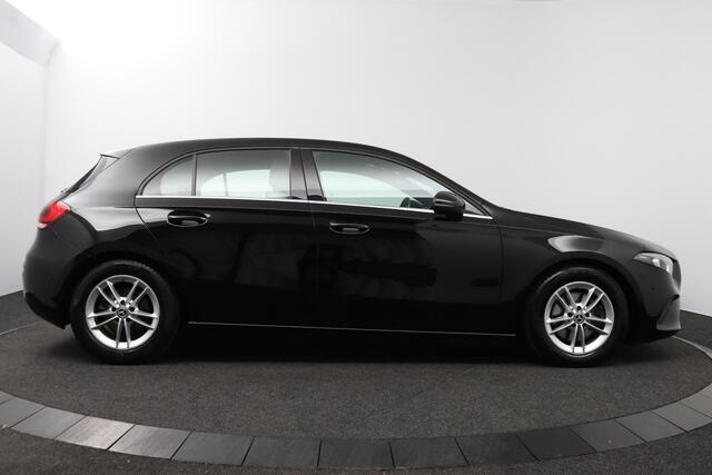 Mercedes-Benz A-KLASSE 200 Business Solution Plus Upgrade
