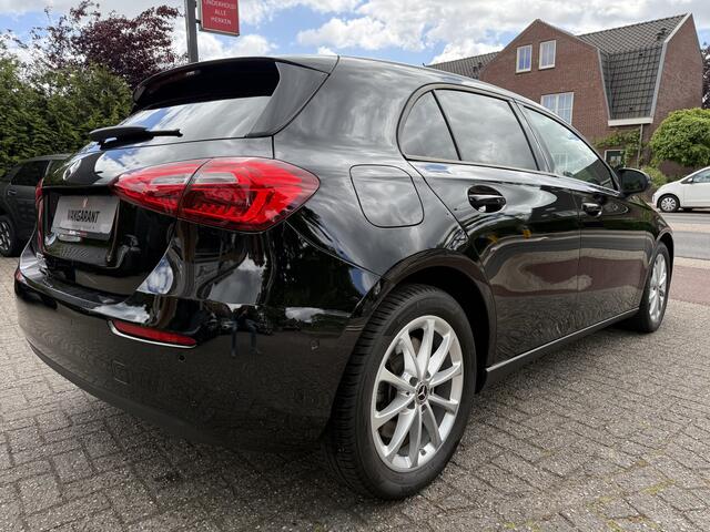 Mercedes-Benz A-KLASSE 250 e Plug-in Hybrid Aut., Clima | Navi & CarPlay | Pdc