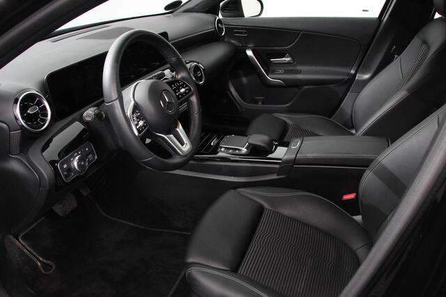 Mercedes-Benz A-KLASSE 200 Aut 7-DCT Progressive Navigatie Camera Adaptive Cruise Control Keyless Go Lane Assist Verkeersbord Herkenning