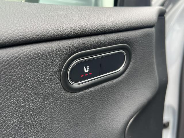 Mercedes-Benz A-KLASSE 180 Star Edition LIMITED | Apple CarPlay | Android Auto | Volledig Digitaal Display | Stoelverwarming | Parkeersensoren | Achteruitrijcamera | Elektrisch Inklapbare Buitenspiegels