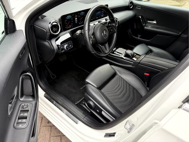 Mercedes-Benz A-KLASSE 180 Business Solution Widescreen, Camera, Navi, App Connect