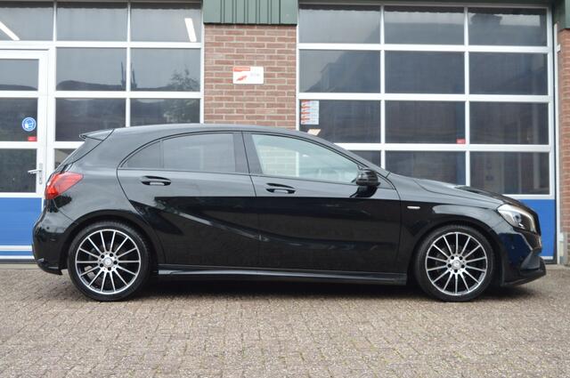 Mercedes-Benz A-KLASSE 160 AMG AUT- NAVI - CAMERA - PDC - CRUISE