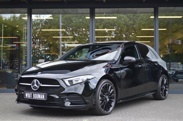 Mercedes-Benz A-KLASSE 250 e AMG Led Panorama Widescreen Sfeer Camera Night Augmented Pdc