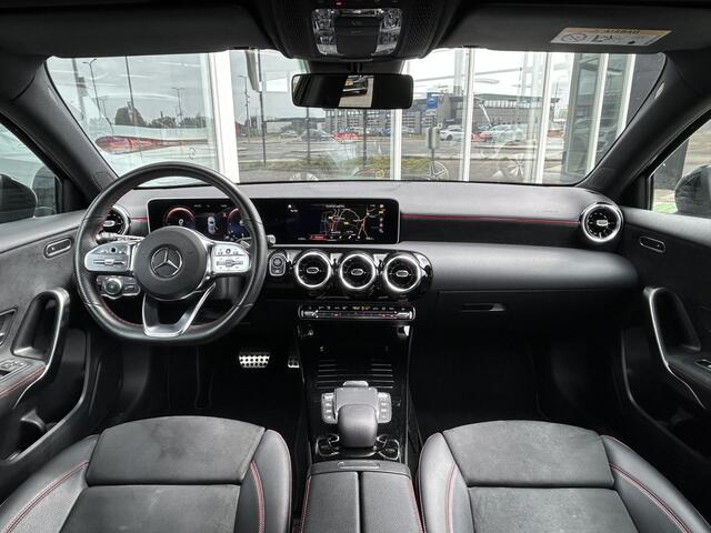 Mercedes-Benz A-KLASSE 180 AMG | Dodehoekassistent | Night Pakket