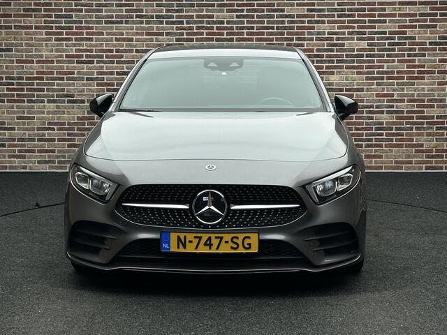 Mercedes-Benz A-KLASSE 180 AMG Line Head Stoelverwarming Camera Stoelvrwm