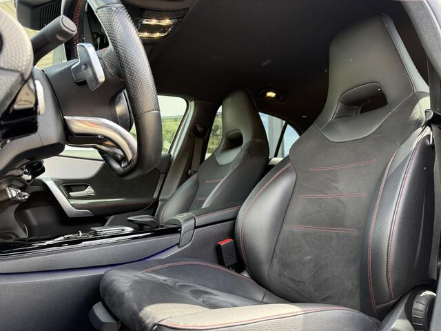 Mercedes-Benz A-KLASSE 180 Aut. AMG | Navi | Camera | Sfeerverlichting |