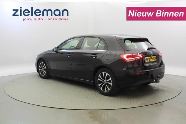 Mercedes-Benz A-KLASSE 160 Business Solution - Digitaal Cockpit, Camera, Half Leer