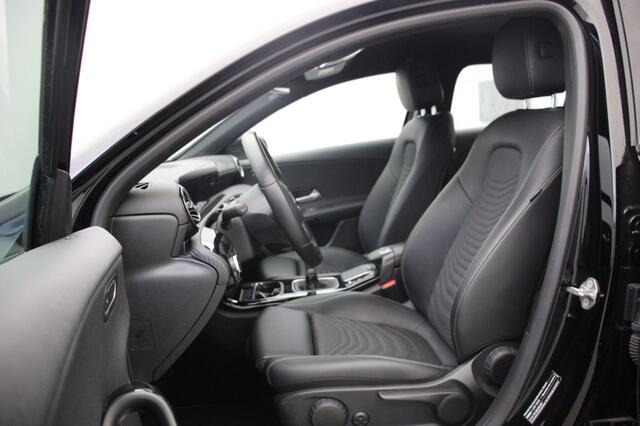 Mercedes-Benz A-KLASSE 160 Business Solution - Digitaal Cockpit, Camera, Half Leer