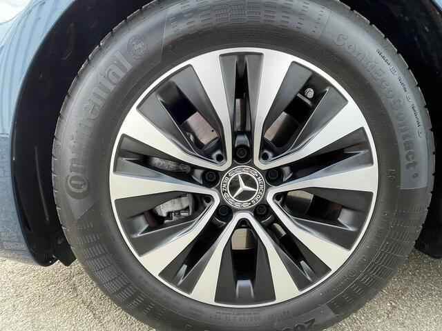 Mercedes-Benz A-KLASSE 180 Business Solution