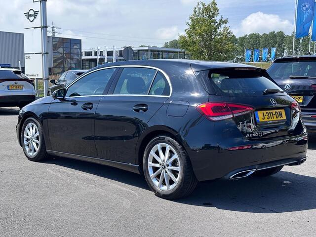 Mercedes-Benz A-KLASSE 200 Automaat | Widescreen | Stoelverwarming | Sportstoelen | Camera