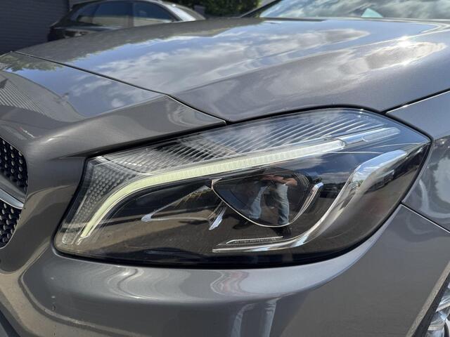 Mercedes-Benz A-KLASSE 180 Sport | Camera | Navigatie | Lichtmetalen Velgen | Cruise Control | LED |