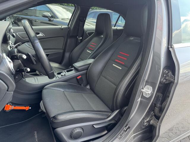 Mercedes-Benz A-KLASSE 180 Sport | Camera | Navigatie | Lichtmetalen Velgen | Cruise Control | LED |