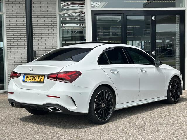 Mercedes-Benz A-KLASSE 180 AMG | Panoramadak | Night Pakket