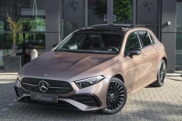 Mercedes-Benz A-KLASSE A250e 218pk AMG Hybrid Panoramadak NP. ¤60k *BTW* Head-up Night pakket Multibeam led Memory 1e Eig. NLauto 19" LMV