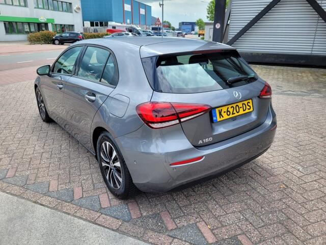 Mercedes-Benz A-KLASSE 160 Business Solution Zwarte hemel / LMV